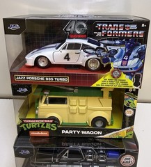 Hot Wheels Pull-Back Speeders Set – Purple, Blue, Black (SET 3)