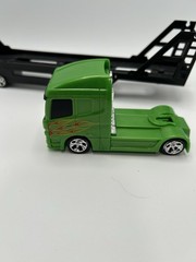 Motor Max Transport Truck, Semi Car Hauler, 1/64++, Plastic Diecast. #76542 D4