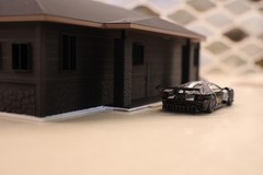 1:64 Scale Diorama House with 2 Car Garage | 3D Printed Display for Diecast Cars