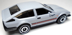 2023 HOT WHEELS ALFA ROMEO GTV6 3.0 GRAY 1:64 DIECAST 2 3/4″ CAR W/ RED & BLACK