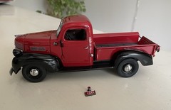 DANBURY MINT 1941 DODGE PICKUP TRUCK 1:24 SCALE DIE CAST- COA NIB – read