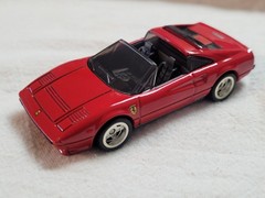 Hot Wheels Garage Ferrari 308 GTS Quattrovalvole Red Real Riders Mint Loose