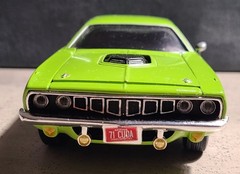 Testors Diecast 1971 Plymouth Hemi ‘Cuda 1:24 scale assembled model.