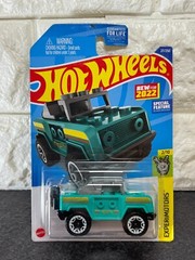 Hot Wheels Experimotors 2/10 Bricking Trails 27/250 Special Feature Green