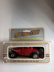 Vintage – Die Cast 1932 Ford Fire Chief Model Power Fire Fighters (NEW IN BOX)