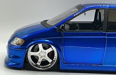 Chrysler Town & Country CAND BLUE – Jada Dub City 1:24 Scale Die-cast “MAYA”