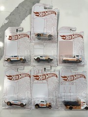 Hot Wheels 52nd Anniversary 2019 Complete Set Of 7 with Gazella GT