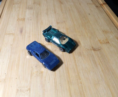 Vintage Group of 2 – Ferrari & Lamborghini Countach / Loose
