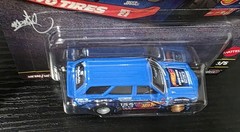 ☀️ Hot Wheels Premium Ronnin Run II Mad Mike Mazda Rx3 Wagon Real Riders ☀️