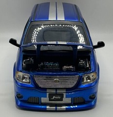 Chrysler Town & Country CAND BLUE – Jada Dub City 1:24 Scale Die-cast “MAYA”