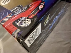 Muscle Machines Red 50 Ford Woody 1:18 Scale Die Cast 10 Inches Long