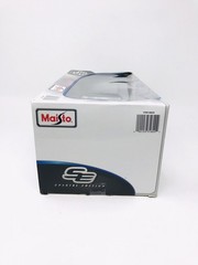 Maisto 31684 1967 Chevrolet Camaro SS 396 Convertible Diecast Car 1/18