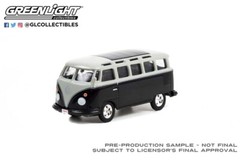 Greenlight Barrett-Jackson 9 – 1962 Volkswagen Type 2 (T1) Custom Bus 37250-A