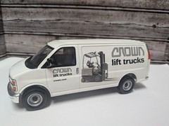 Brookfield Collectors Guild Crown Lift Trucks Chevy Work Van Diecast Model