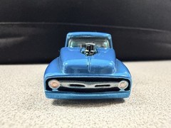 Hot Wheels ’56 Ford Custom, Blue Metalic Paint, on 3D printed lowrider wheels