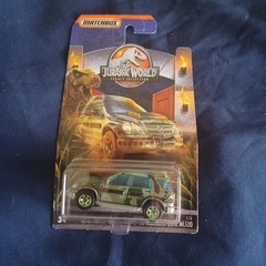 Matchbox 1/64 Scale Diecast #3/6 Jurassic World ’97 Mercedes-Benz ML320