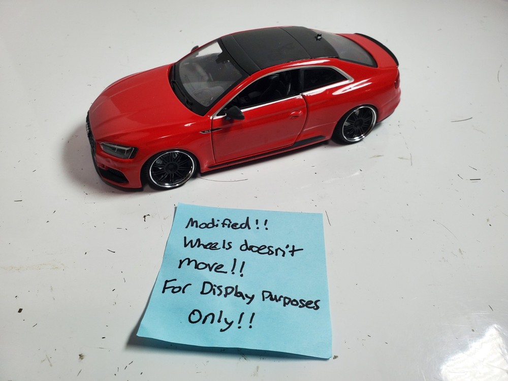 Modified – Audi RS5 Coupe Red 1/24 Scale Diecast Bburago READ