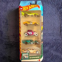 Hot Wheels 2025 5-Pack HW Retro Racers, Gift Pack, GT-Scorcher, Ford, Volkswagen