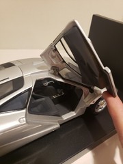 UT Models Mclaren F1 1996 GTR Silver Die Cast 1:18