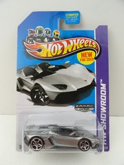 2013 Hot Wheels Showroom #180 Lamborghini Aventador J (Zamac #017)