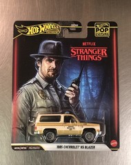 HOT WHEELS PREMIUM POP CULTURE NETFLIX STRANGER THINGS 1985 CHEVY K5 BLAZER
