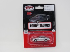 Atlas HO 1282 Silver Frost Metallic 1996 Ford Taurus Car Passenger Vehicle