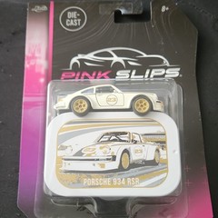Pink Slips Porsche 934 RSR White/Gold 1:64 Diecast Car Unopened Box