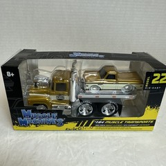 Muscle Machines 1:64 1972 Chevrolet C10 Pickup & 1980 Mack Flatbed Gold