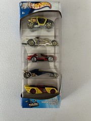 Hot Wheels 2002 B-Day Gift Pack NEW #B3583