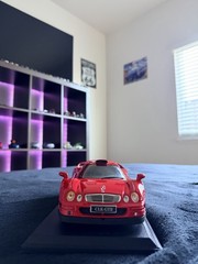 Maisto 1:18 Mercedes-Benz CLK-GTR Street Version Red Diecast SE Special Edition