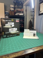 Greenlight 1:64 Diorama The UPS Store – Mijo Exclusives #51491