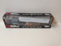 DCP 1/64 TE SLAA PETERBILT 379 REEFER , #30506 , Classic Die Cast Promotions