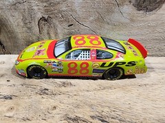 Action 1/43 #88 Dale Jarrett UPS 2005 Ford Taurus Diecast Nascar Toys for Tots